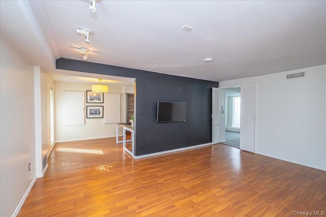 87 Soundview Drive, Port Jefferson, NY 11777