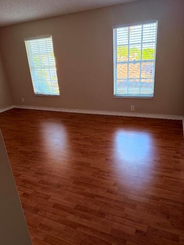 1040 Lake Shore Drive 204, Lake Park, FL 33403