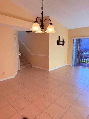 1040 Lake Shore Drive 204, Lake Park, FL 33403