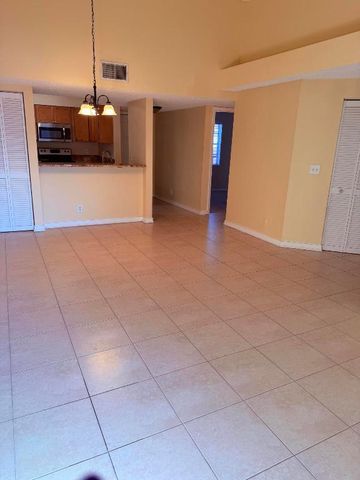 1040 Lake Shore Drive 204, Lake Park, FL 33403