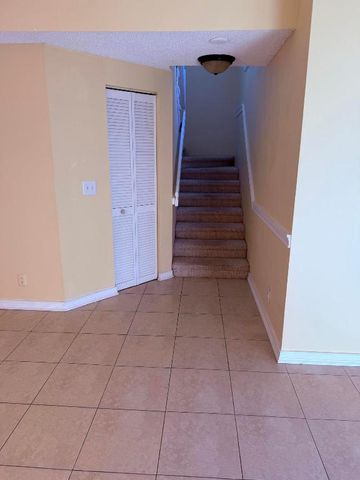 1040 Lake Shore Drive 204, Lake Park, FL 33403