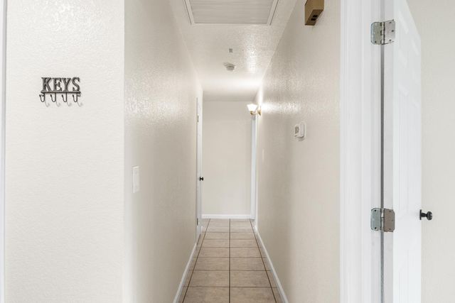 5259 E Inyo Street, Fresno, CA 93727