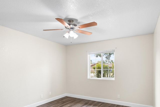 5259 E Inyo Street, Fresno, CA 93727