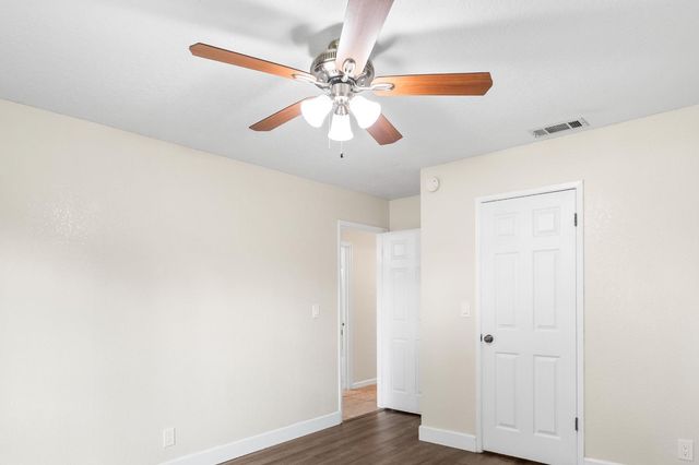 5259 E Inyo Street, Fresno, CA 93727