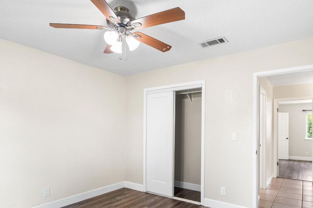 5259 E Inyo Street, Fresno, CA 93727