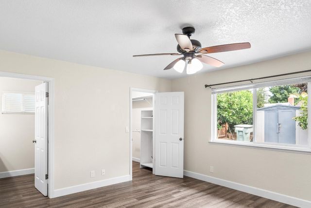 5259 E Inyo Street, Fresno, CA 93727