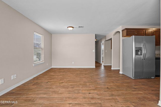 8804 ECLIPSE Street B, El Paso, TX 79904