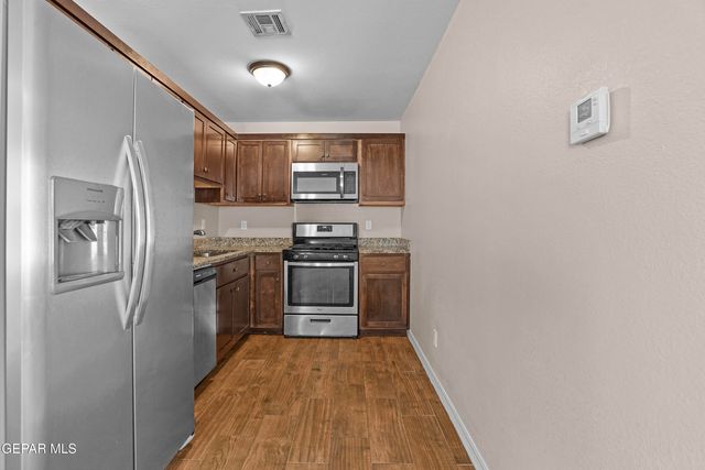 8804 ECLIPSE Street B, El Paso, TX 79904