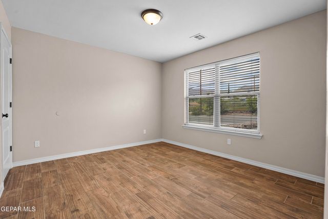 8804 ECLIPSE Street B, El Paso, TX 79904