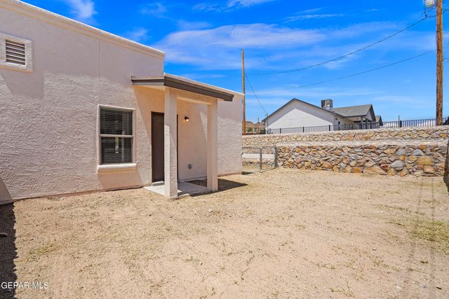 8804 ECLIPSE Street B, El Paso, TX 79904