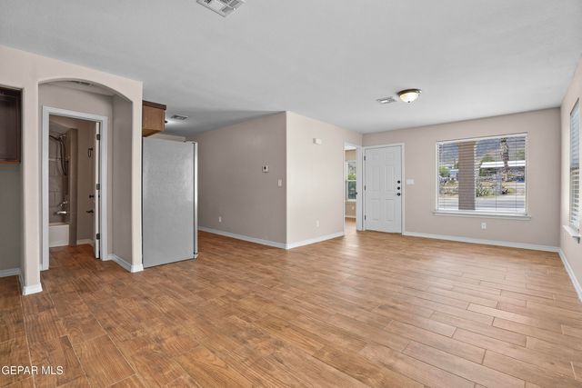 8804 ECLIPSE Street B, El Paso, TX 79904