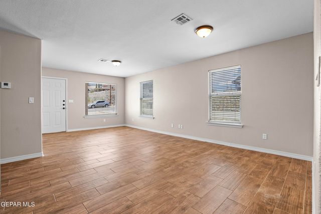8804 ECLIPSE Street B, El Paso, TX 79904