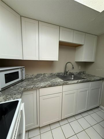 737 MIDWAY DRIVE A, Ocala, FL 34472