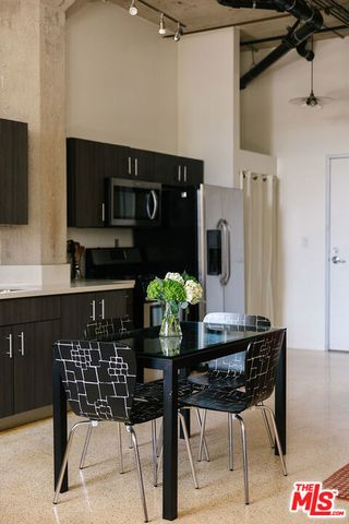 825 E 4th Street 110, Los Angeles, CA 90013