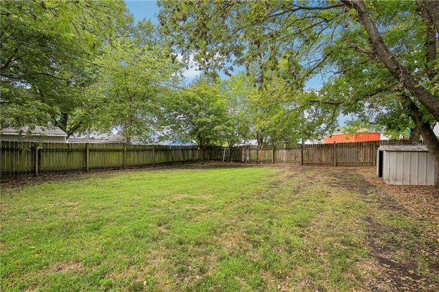 325 S Cherry Street, Olathe, KS 66061