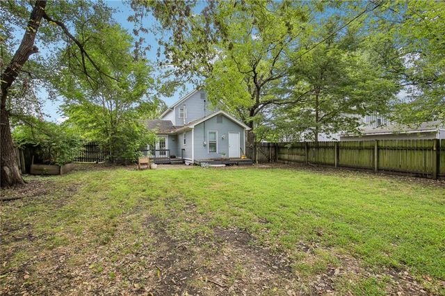325 S Cherry Street, Olathe, KS 66061
