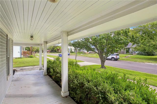325 S Cherry Street, Olathe, KS 66061