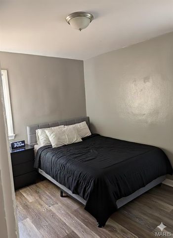 830 Loekes Drive, Florissant, MO 63031