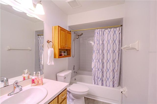 203 S SOMERSET COURT, Sanford, FL 32773