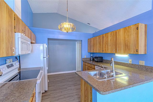 203 S SOMERSET COURT, Sanford, FL 32773