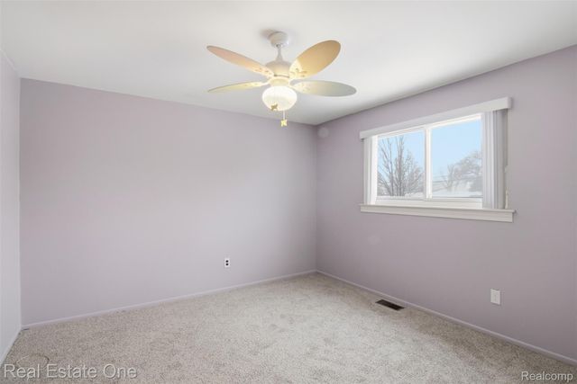 2811 Rhodes Drive, Troy, MI 48083