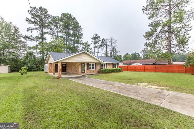 702 Magnolia Drive, Dublin, GA 31021