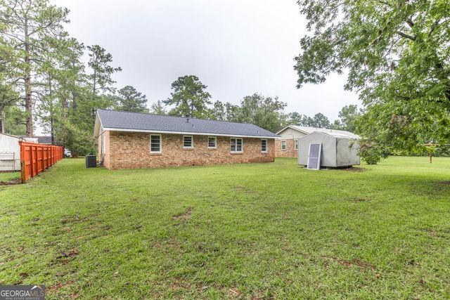 702 Magnolia Drive, Dublin, GA 31021