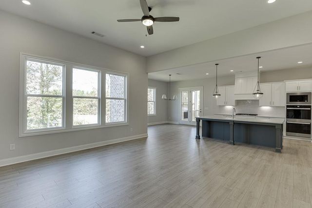 450 Thunder Road, Buford, GA 30518