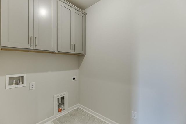 450 Thunder Road, Buford, GA 30518