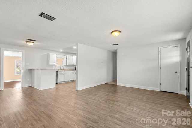 7917 Sherrills Ford Road, Sherrills Ford, NC 28673