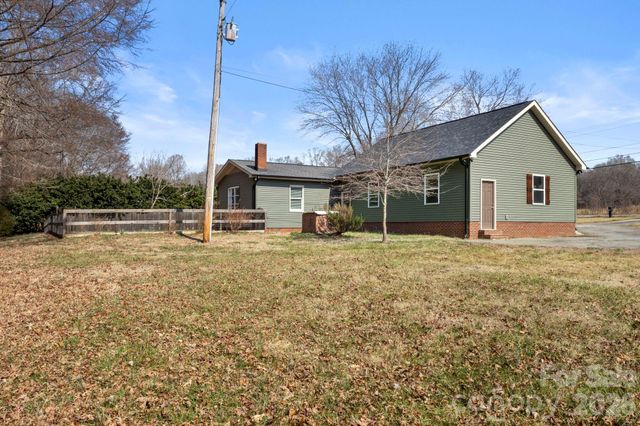 7917 Sherrills Ford Road, Sherrills Ford, NC 28673