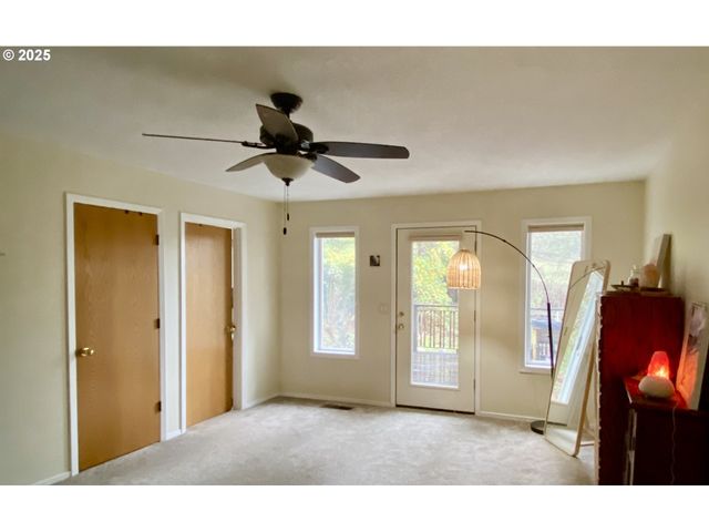 35819 Ne 137TH Ct, La Center, WA 98629