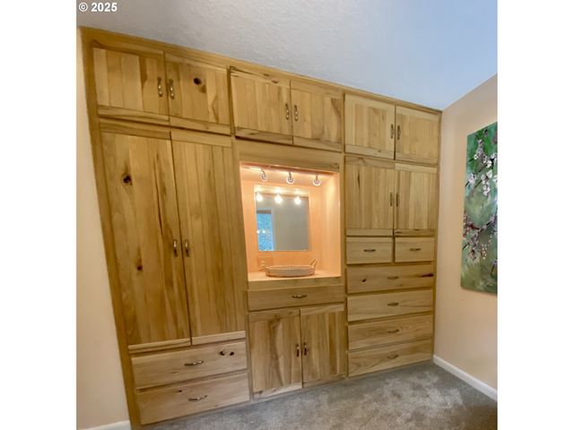 35819 Ne 137TH Ct, La Center, WA 98629