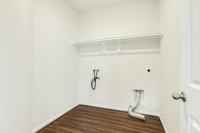 23409 Vineyard Drive, Alvin, TX 77511