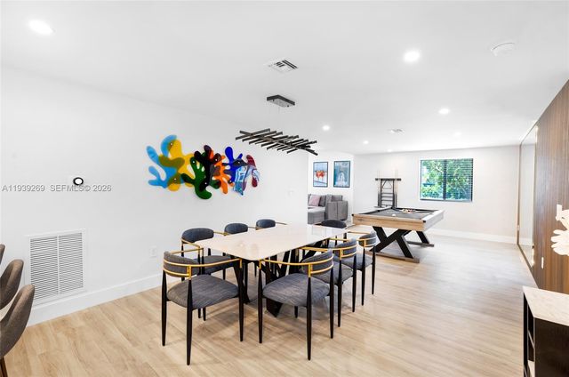 111 NW 53rd St, Miami, FL 33127