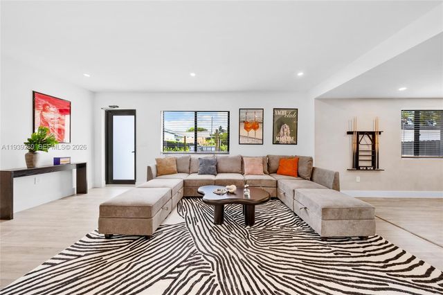 111 NW 53rd St, Miami, FL 33127