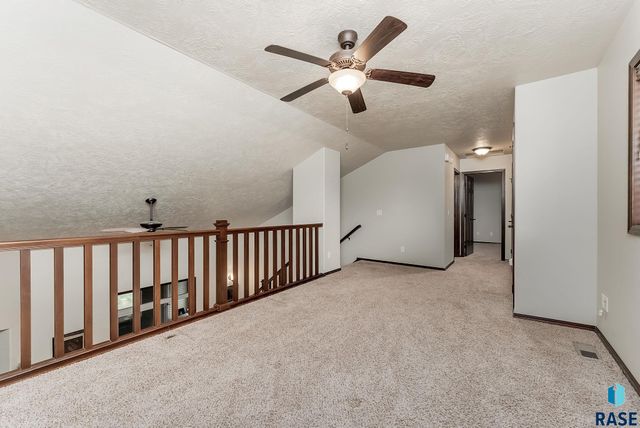 2716 E Tranquility Pl Place, Sioux Falls, SD 57108