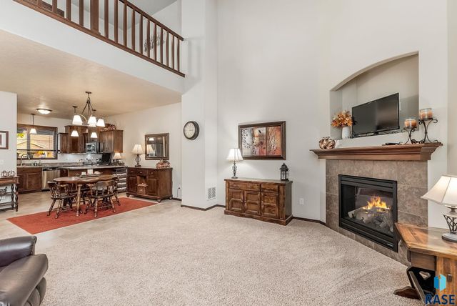 2716 E Tranquility Pl Place, Sioux Falls, SD 57108