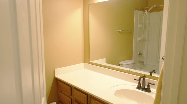 220 Harpers Mill Ct, Hermitage, TN 37076