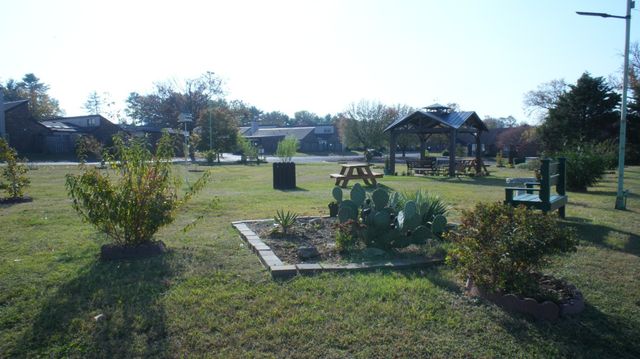 220 Harpers Mill Ct, Hermitage, TN 37076