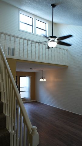 220 Harpers Mill Ct, Hermitage, TN 37076