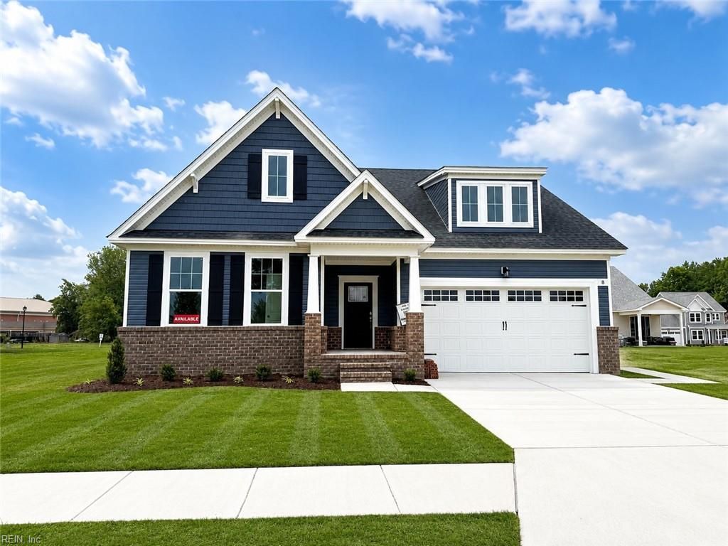 8 Apron DR, Suffolk, VA 23434