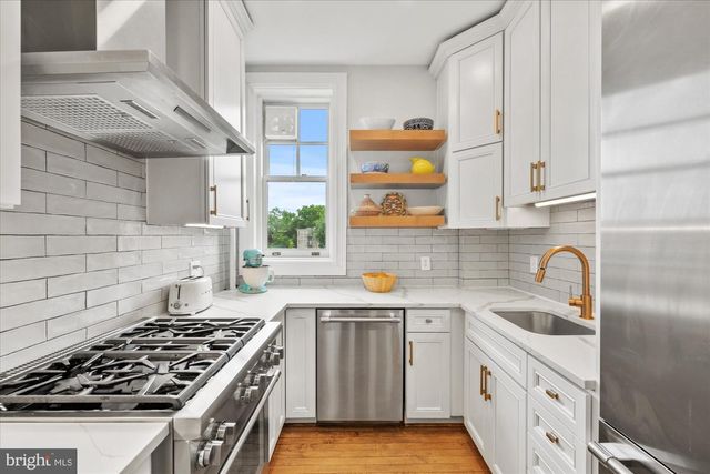 2853 ONTARIO RD NW #323, Washington, DC 20009