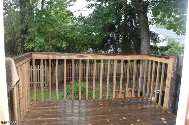 27 3Rd Ave, Roseland Boro, NJ 07068