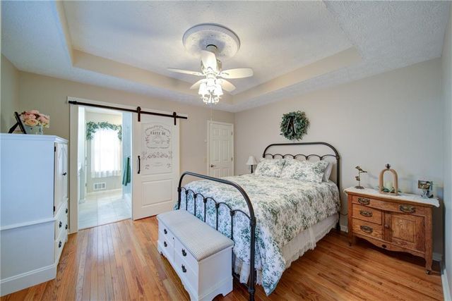 712 Trickum Valley Drive, Woodstock, GA 30188