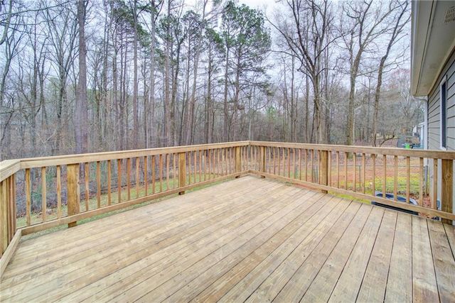 712 Trickum Valley Drive, Woodstock, GA 30188