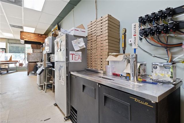 5214 George Washington Memorial HWY, Yorktown, VA 23692