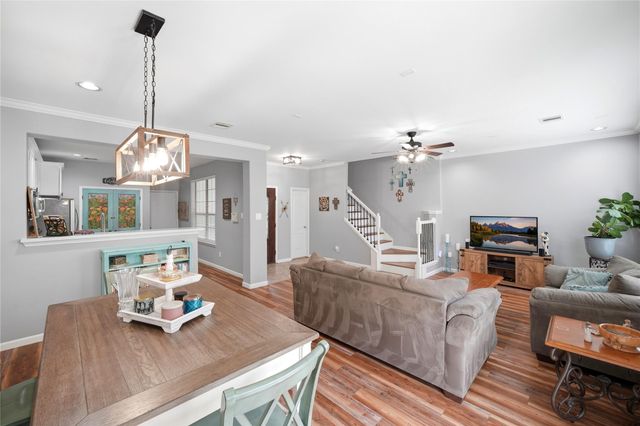 16045 Summerville Lake Drive, Tomball, TX 77377