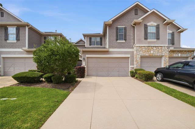 16045 Summerville Lake Drive, Tomball, TX 77377