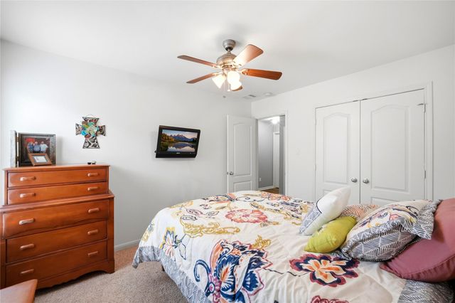 16045 Summerville Lake Drive, Tomball, TX 77377